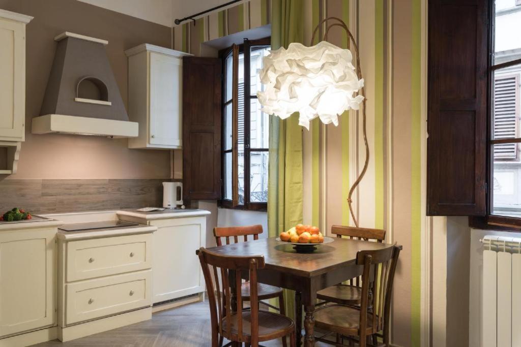 Apartamento The Hobbit Guelfa Florencia